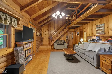 5587 Paradise Court Martinsville IN 46151