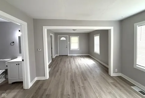 3526 E Vermont Street Indianapolis IN 46201