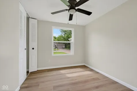 821 Coolee Lane Indianapolis IN 46229