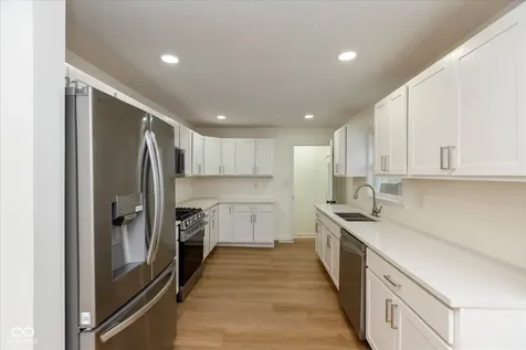 1325 E 52nd Street Indianapolis IN 46205
