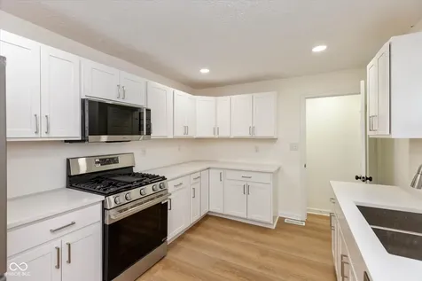 1325 E 52nd Street Indianapolis IN 46205