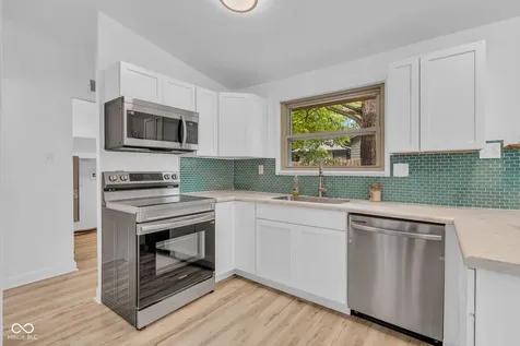 9105 Washington Boulevard Indianapolis IN 46240