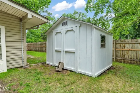 9105 Washington Boulevard Indianapolis IN 46240