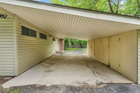 9105 Washington Boulevard Indianapolis IN 46240