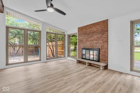 9105 Washington Boulevard Indianapolis IN 46240