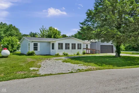 384 Honey Locust Place North Vernon IN 47265