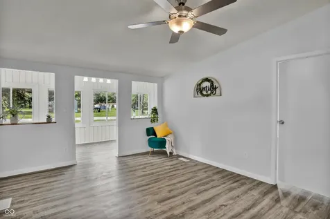 384 Honey Locust Place North Vernon IN 47265