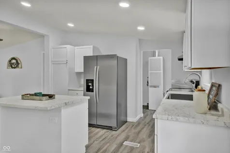 384 Honey Locust Place North Vernon IN 47265