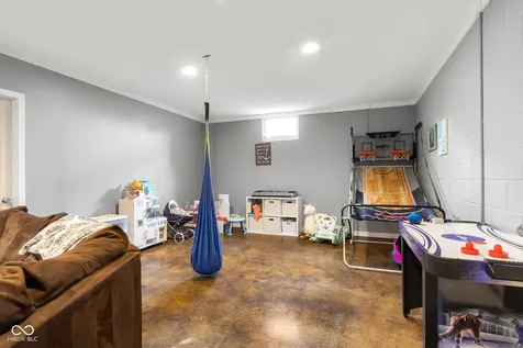 13041 River Grove Drive Columbus IN 47203