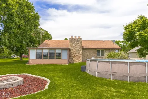 13041 River Grove Drive Columbus IN 47203