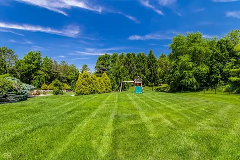 10761 English Oaks Drive Carmel IN 46032