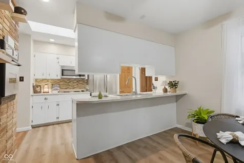 2515 E 99th Street Carmel IN 46280