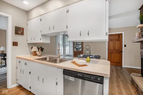 2515 E 99th Street Carmel IN 46280
