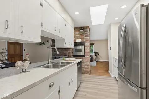 2515 E 99th Street Carmel IN 46280