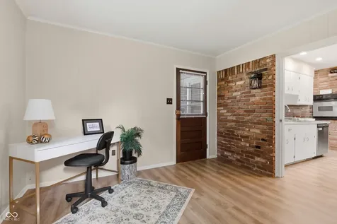 2515 E 99th Street Carmel IN 46280