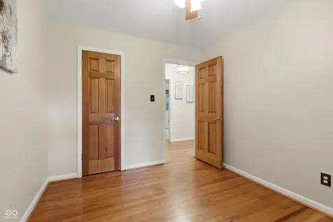 2515 E 99th Street Carmel IN 46280