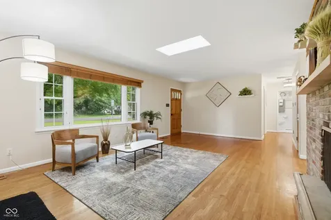 2515 E 99th Street Carmel IN 46280