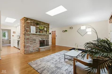 2515 E 99th Street Carmel IN 46280