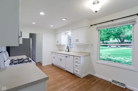 4945 N Dearborn Street Indianapolis IN 46205