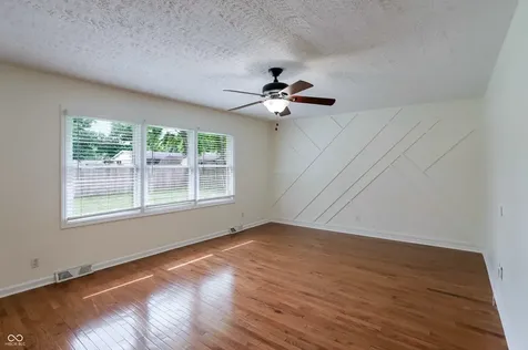4945 N Dearborn Street Indianapolis IN 46205
