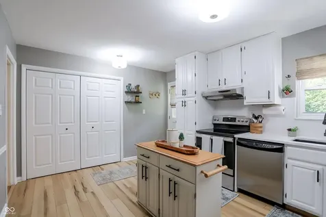 3311 Van Tassel Drive Indianapolis IN 46240