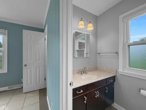 3320 Oakwood Drive Anderson IN 46011