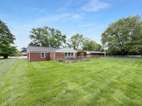 3320 Oakwood Drive Anderson IN 46011