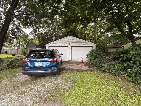 5818 E New York Street Indianapolis IN 46219