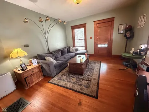 5818 E New York Street Indianapolis IN 46219