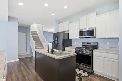 5986 Meadowview Drive Whitestown IN 46075