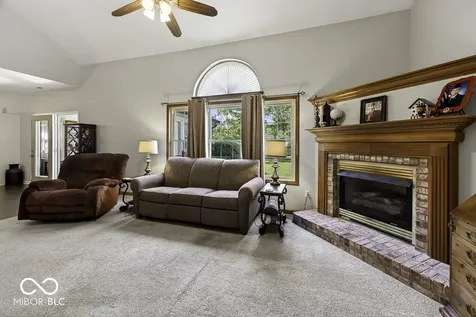 5225 W Stonehaven Lane New Palestine IN 46163