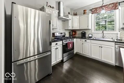 5225 W Stonehaven Lane New Palestine IN 46163