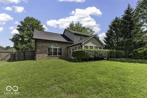 5225 W Stonehaven Lane New Palestine IN 46163