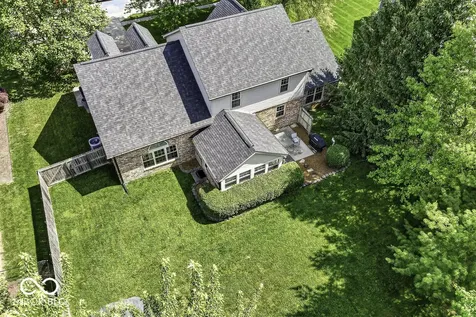 5225 W Stonehaven Lane New Palestine IN 46163