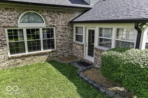 5225 W Stonehaven Lane New Palestine IN 46163