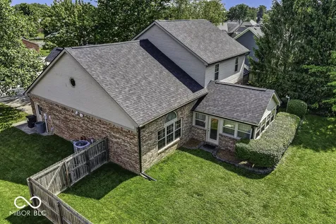5225 W Stonehaven Lane New Palestine IN 46163