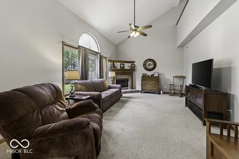 5225 W Stonehaven Lane New Palestine IN 46163