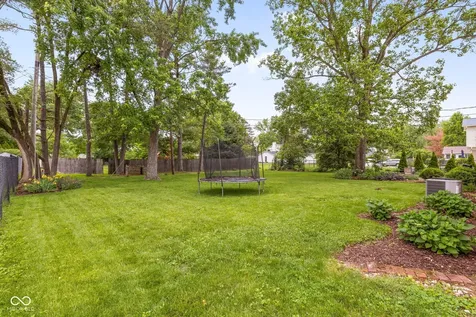 6542 Grosvenor Place Indianapolis IN 46220