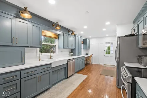 6542 Grosvenor Place Indianapolis IN 46220