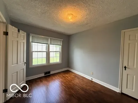 824 W 5th Street Seymour IN 47274