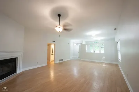 7345 Brittany Way Fishers IN 46038