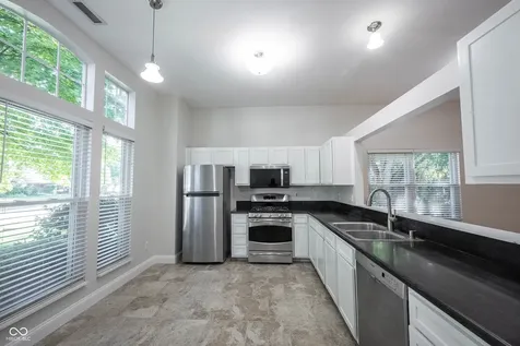 7345 Brittany Way Fishers IN 46038