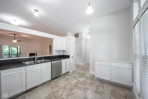 7345 Brittany Way Fishers IN 46038