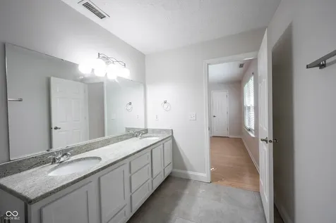 7345 Brittany Way Fishers IN 46038