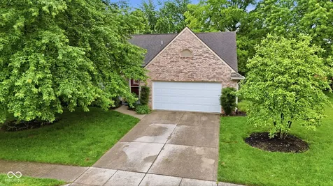 7345 Brittany Way Fishers IN 46038