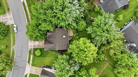 7345 Brittany Way Fishers IN 46038