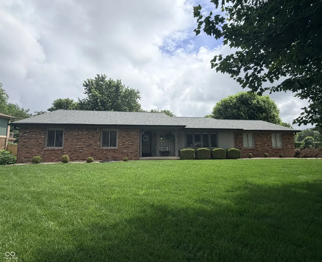 325 Rolling Trails Road Greenwood IN 46142