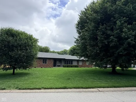 325 Rolling Trails Road Greenwood IN 46142
