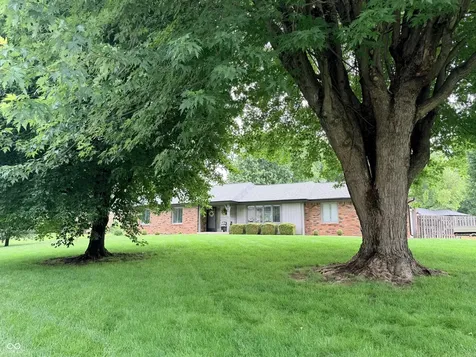 325 Rolling Trails Road Greenwood IN 46142