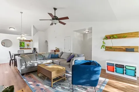 10644 Kyle Court Fishers IN 46037